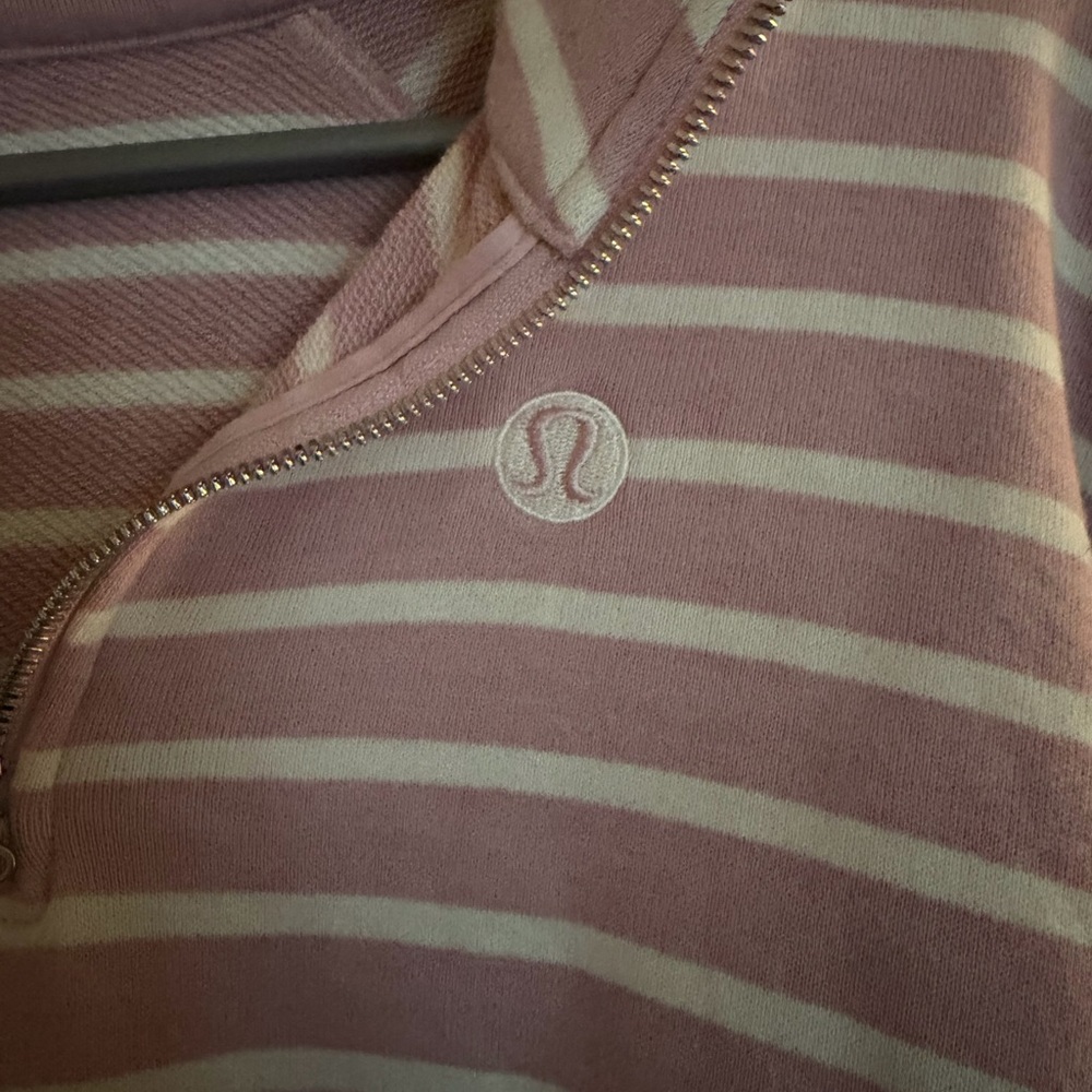 Lululemon Cotton French Terry Cropped Half Zip - Picture 5 of 8